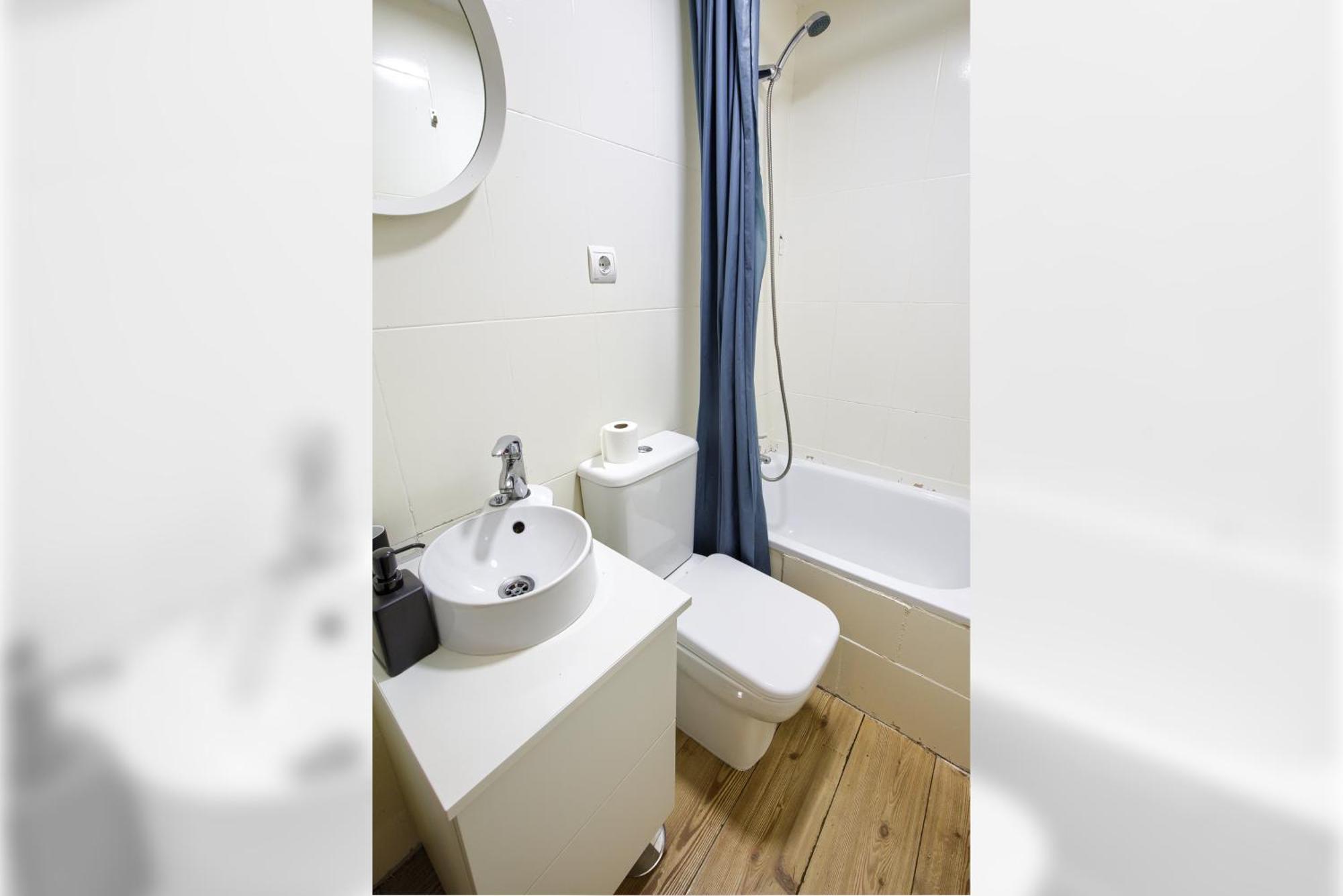 Intimo Estudio En Madrid, Centro, 2Pax, Wifi & Tv Zewnętrze zdjęcie