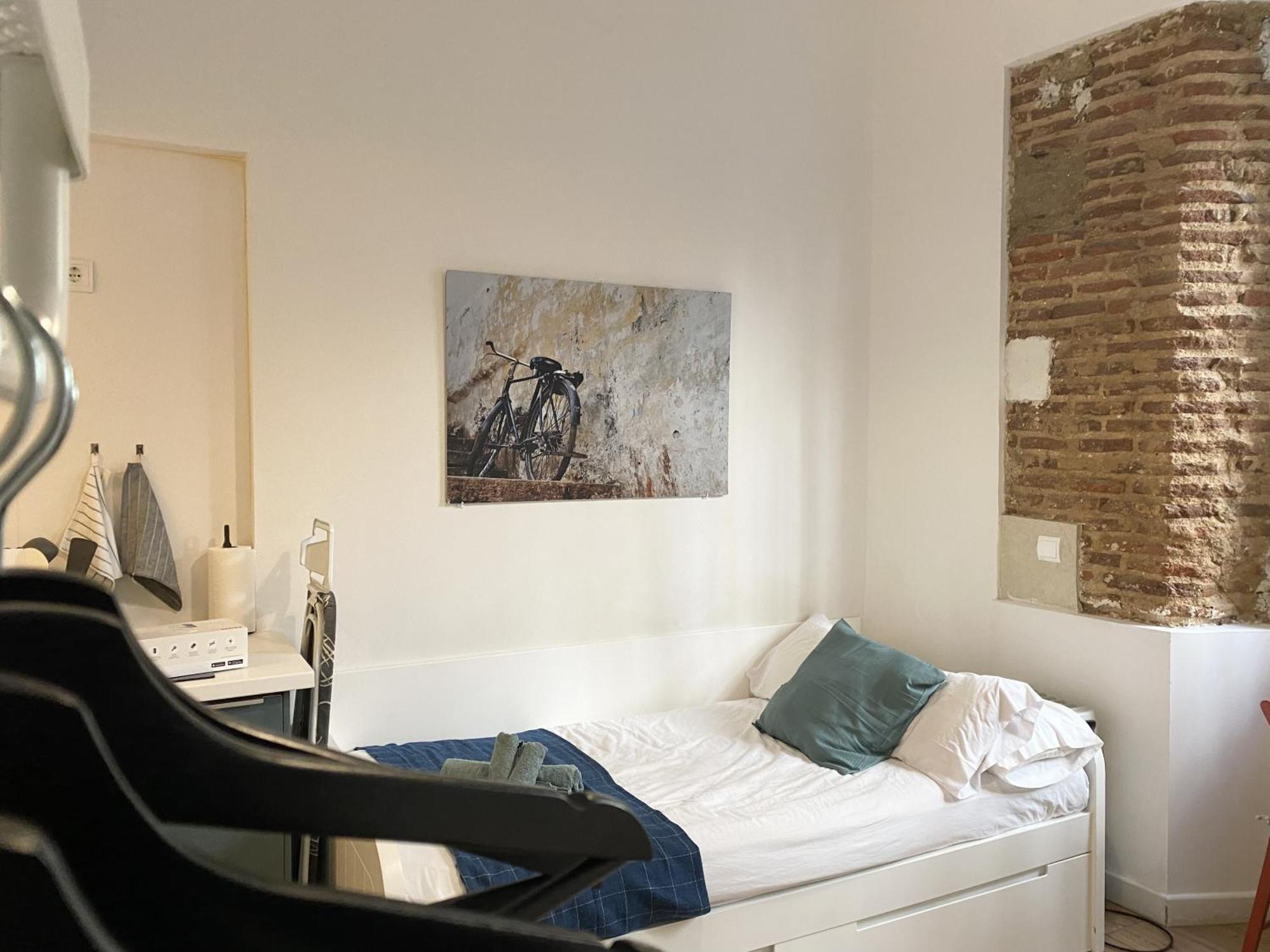 Intimo Estudio En Madrid, Centro, 2Pax, Wifi & Tv Zewnętrze zdjęcie